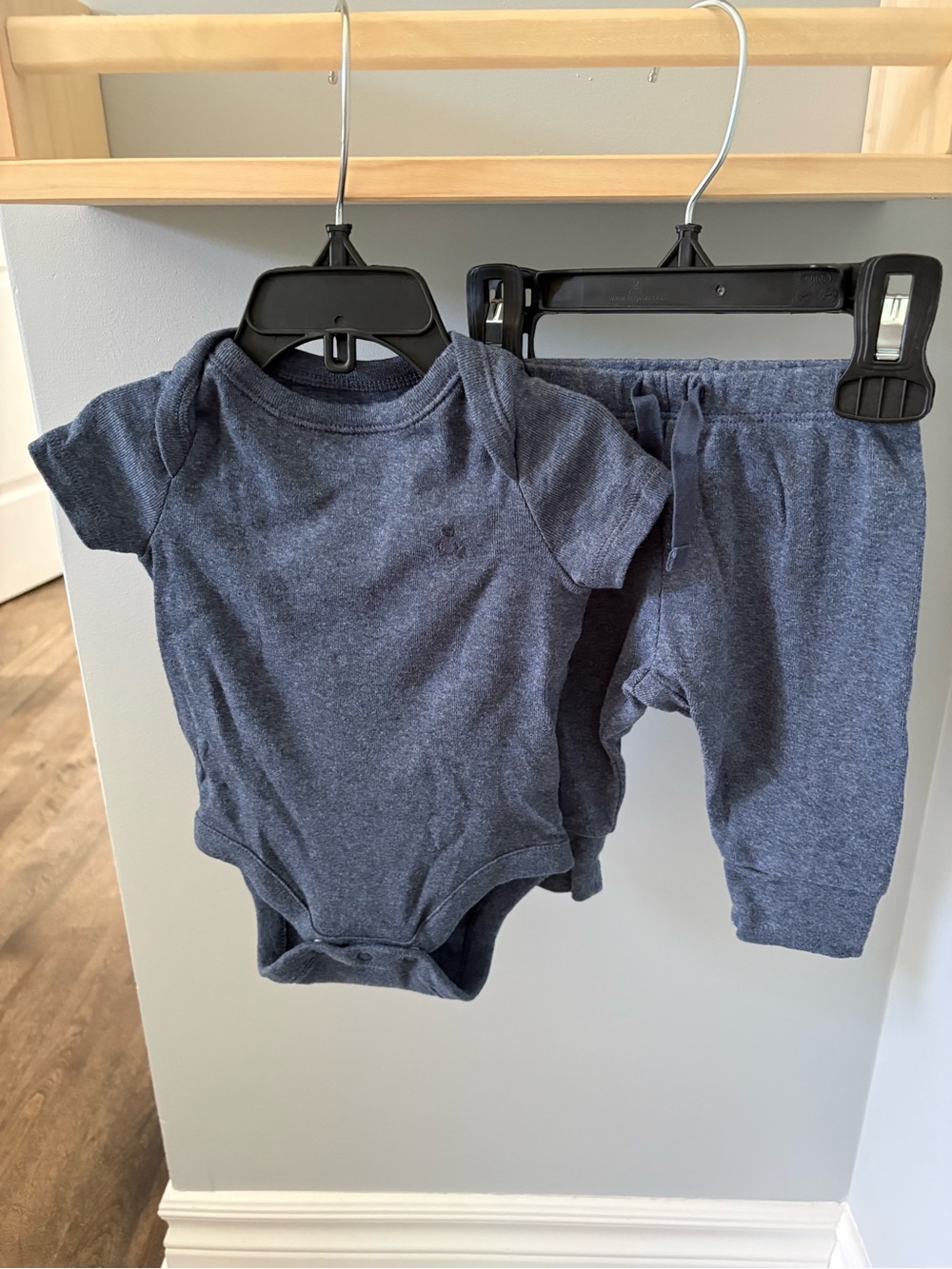 GAP matching set in navy